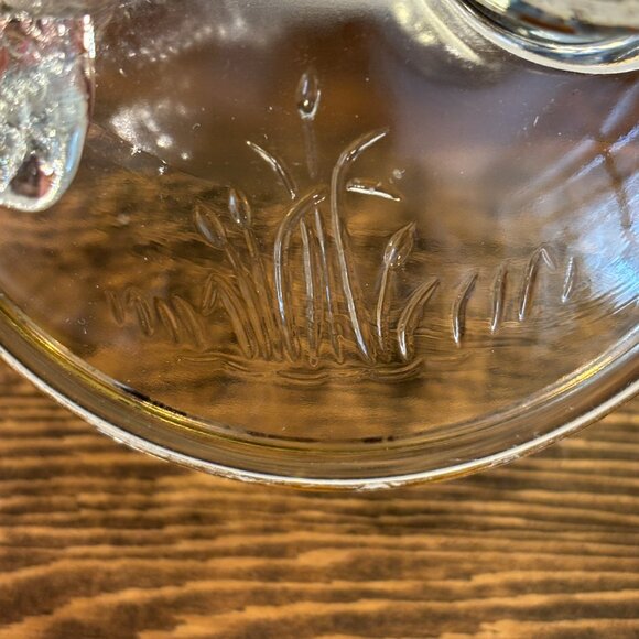 2 1930s Vintage Jeannette Glass Candlestick Holders with Pheasant Motifs - Picture 6 of 10